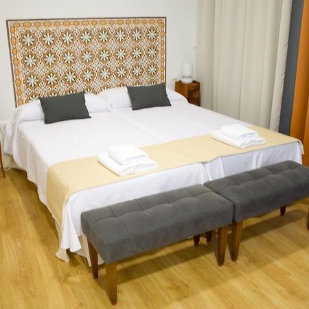 Life Apartments Alberto Lista Siviglia Esterno foto