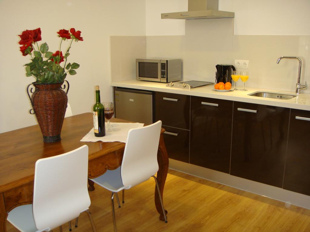 Life Apartments Alberto Lista Siviglia Esterno foto