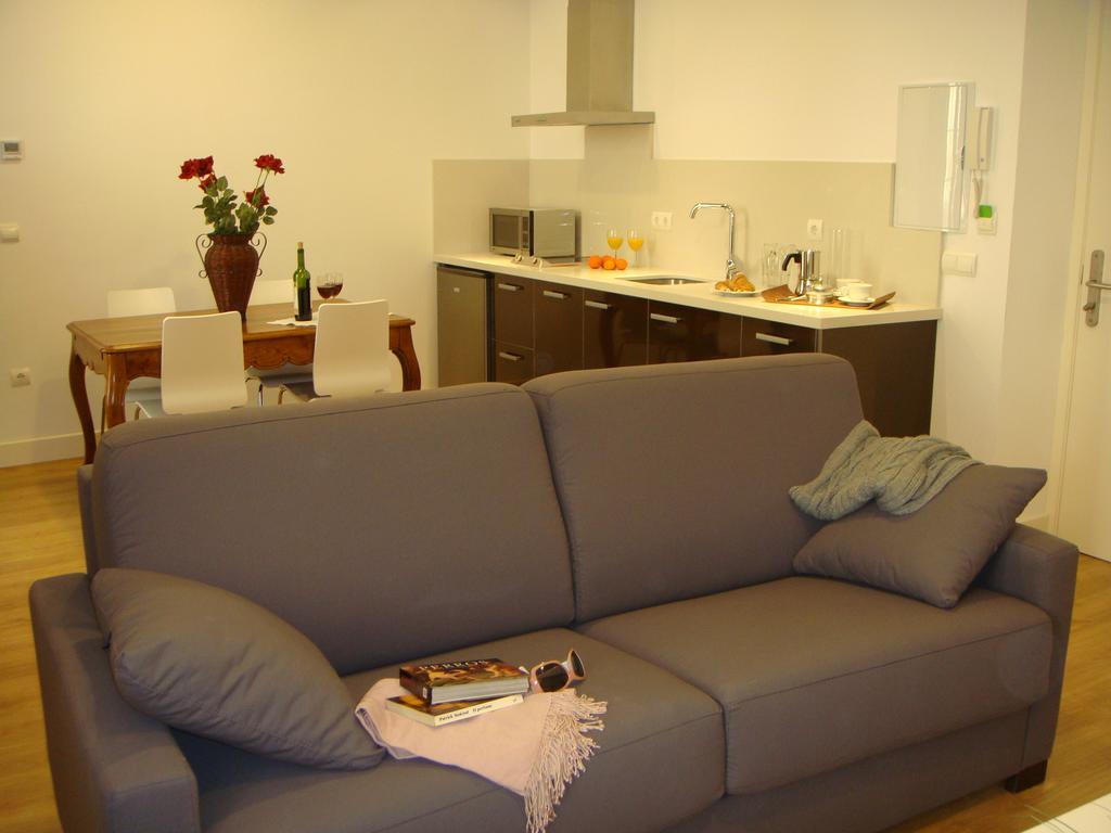 Life Apartments Alberto Lista Siviglia Esterno foto