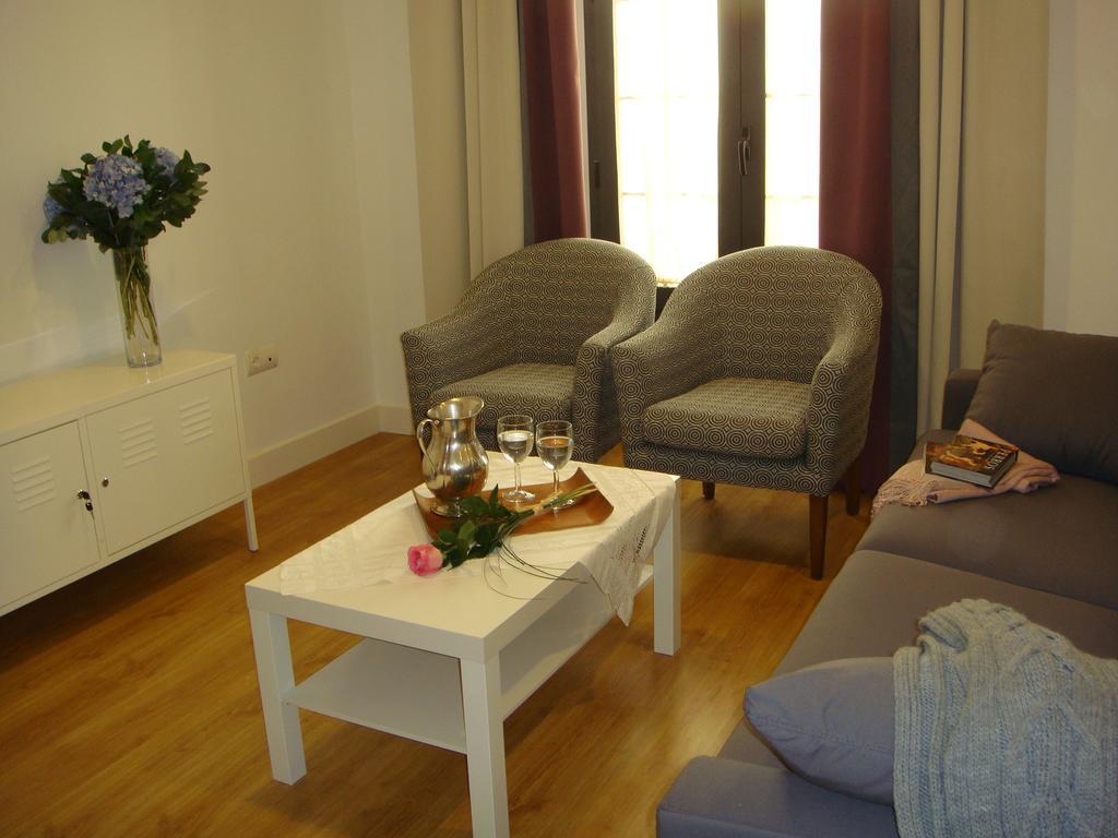 Life Apartments Alberto Lista Siviglia Esterno foto