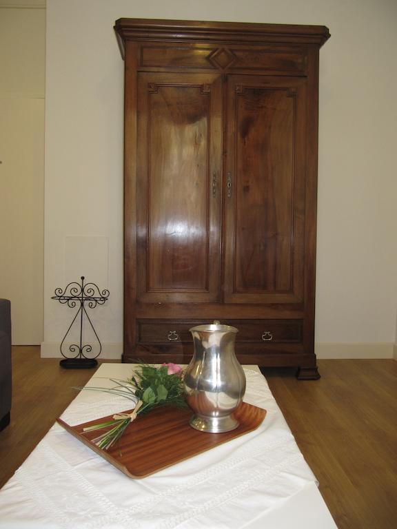 Life Apartments Alberto Lista Siviglia Esterno foto