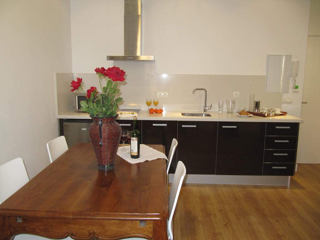 Life Apartments Alberto Lista Siviglia Esterno foto